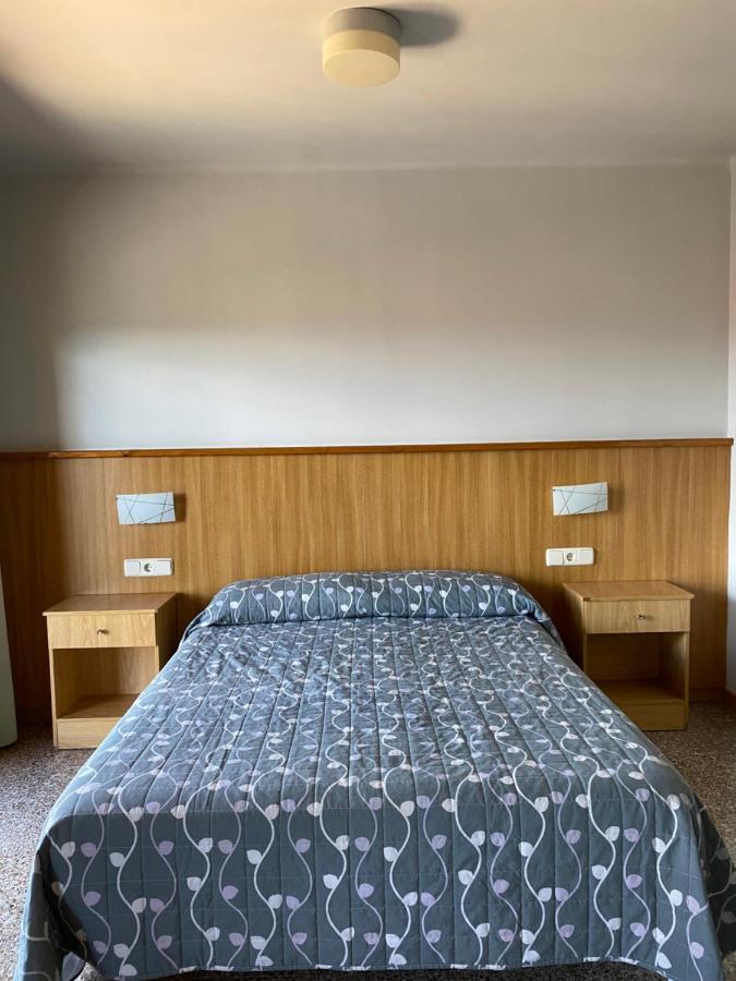 קסטלאר דה נוג Hostal Alt Llobregat מראה חיצוני תמונה
