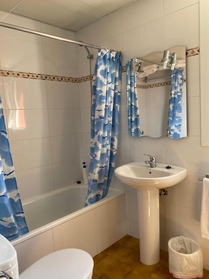 קסטלאר דה נוג Hostal Alt Llobregat מראה חיצוני תמונה
