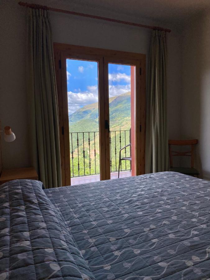 קסטלאר דה נוג Hostal Alt Llobregat מראה חיצוני תמונה